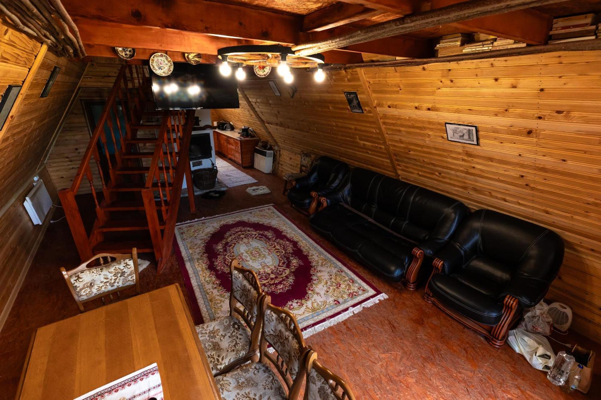 Villa Catunu' Lui Emil à Carbunesti Extérieur photo